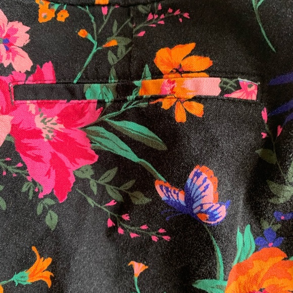 Floral Pixie Pants - Picture 5 of 6